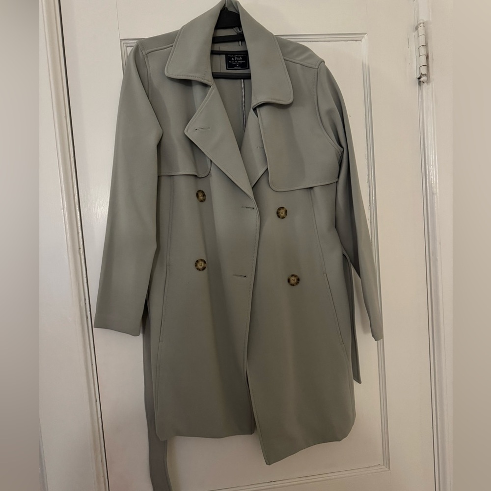 Abercrombie & Fitch Women's Double-Breasted Drapey Mint Trench Coat